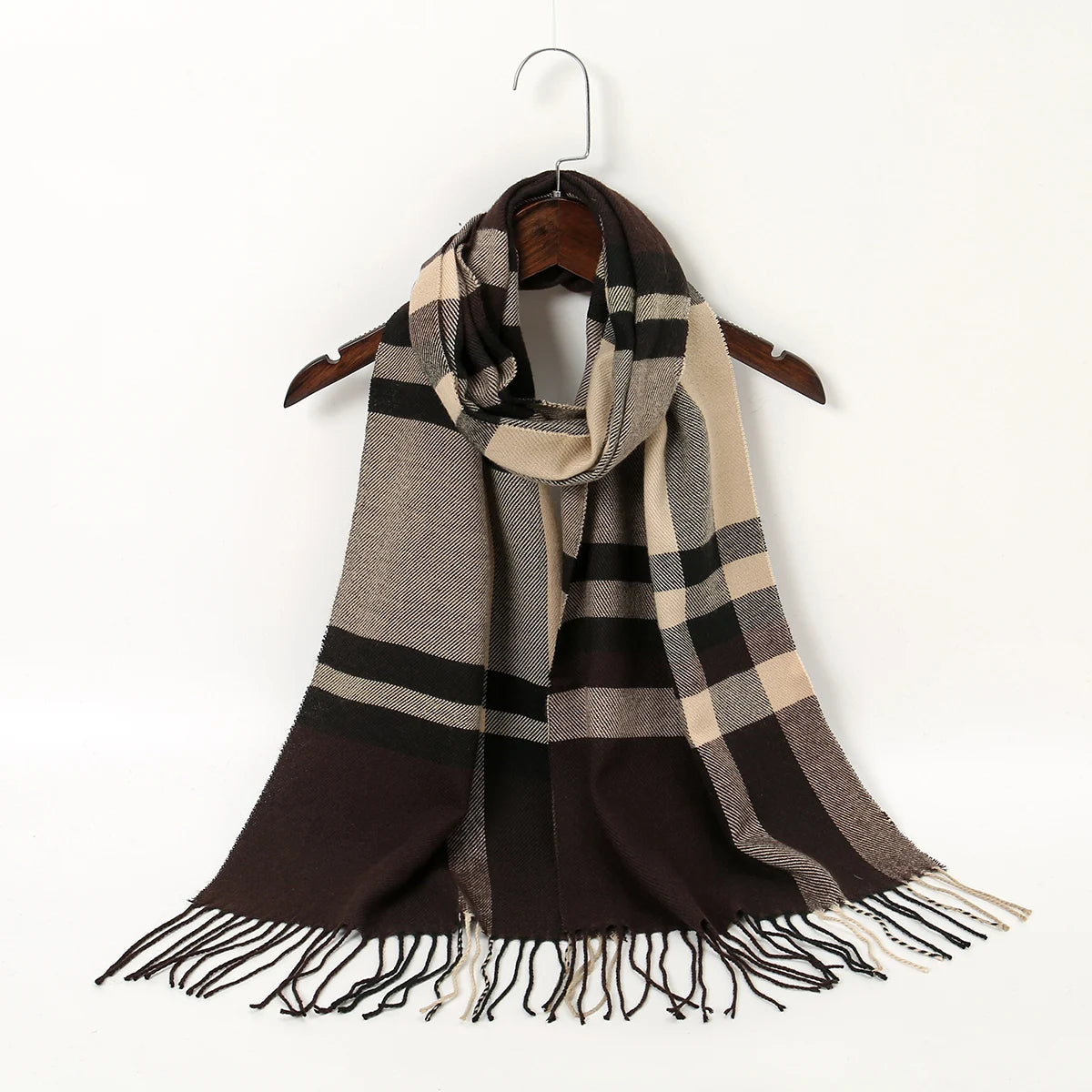 Female Fashion Thin Pashmina Soft and Warmth Outdoor Early Winter Classic Remove Edge Plaid Long Scarf with Tessels Muslim Shawl