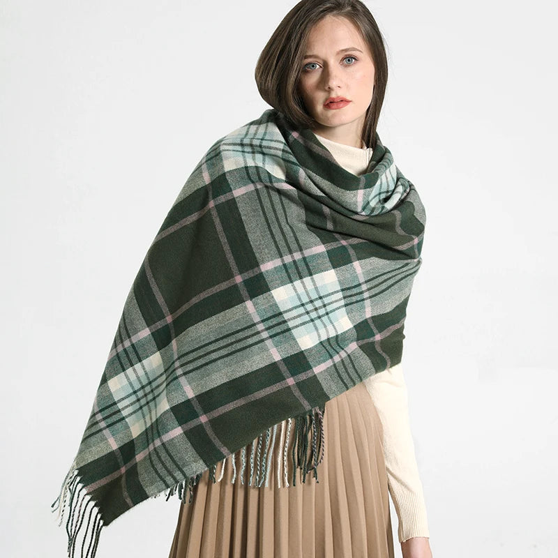 2024 Designer knitted spring winter women scarf plaid warm cashmere scarves shawl luxury brand neck bandana Striped plaid shawl